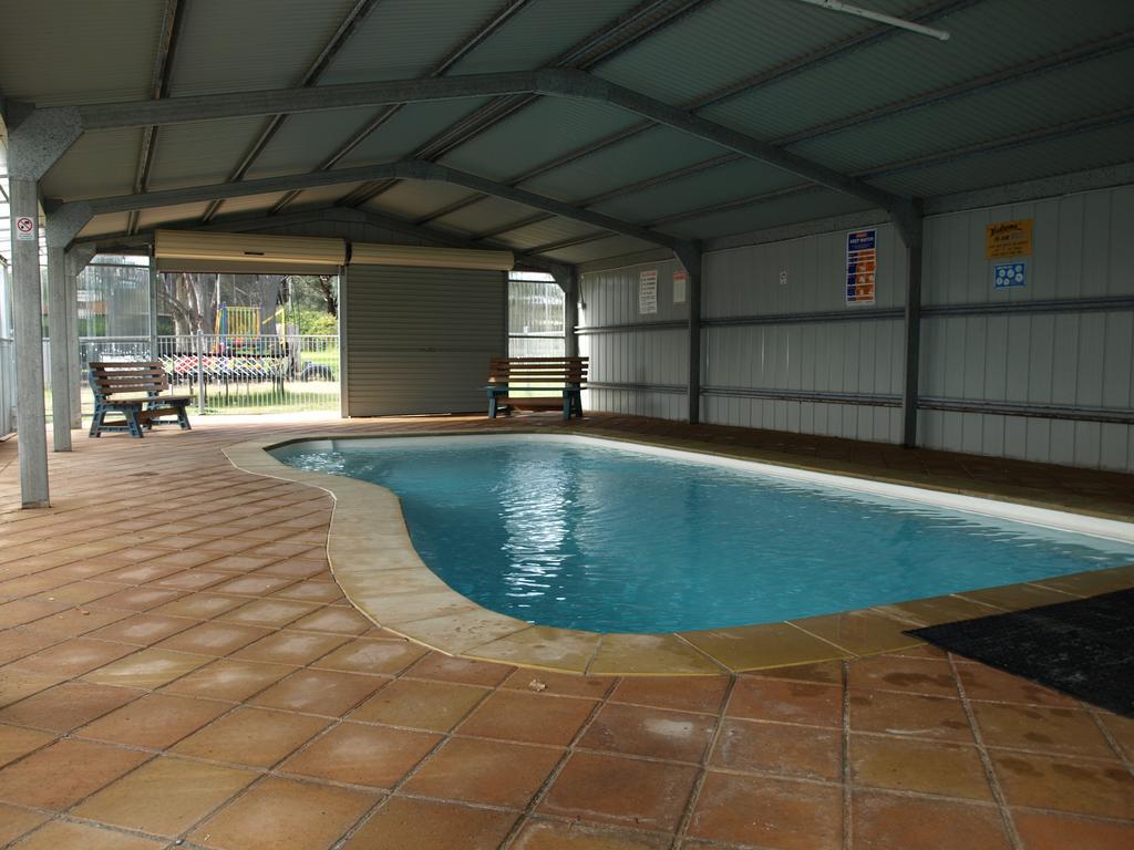 Cowra Holiday Park Екстериор снимка