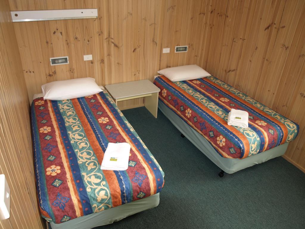 Cowra Holiday Park Екстериор снимка